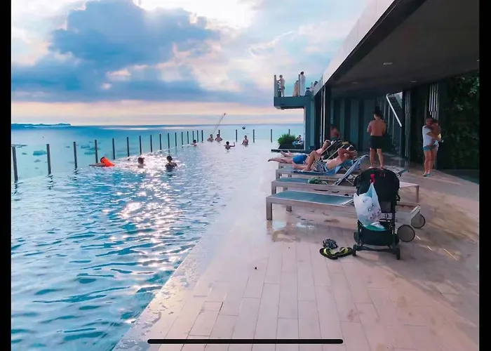 The Base 网红公寓 市中心核心区顶层无边泳池俯瞰整个芭堤雅海湾