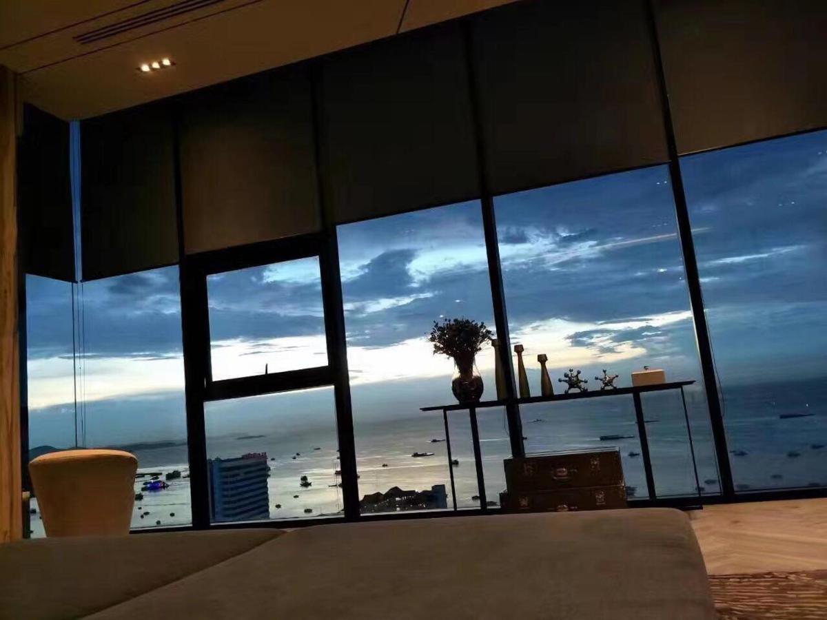 The Base 网红公寓 市中心核心区顶层无边泳池俯瞰整个芭堤雅海湾 * Pattaya