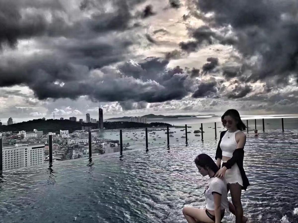 Apartment The Base 网红公寓 市中心核心区顶层无边泳池俯瞰整个芭堤雅海湾 *